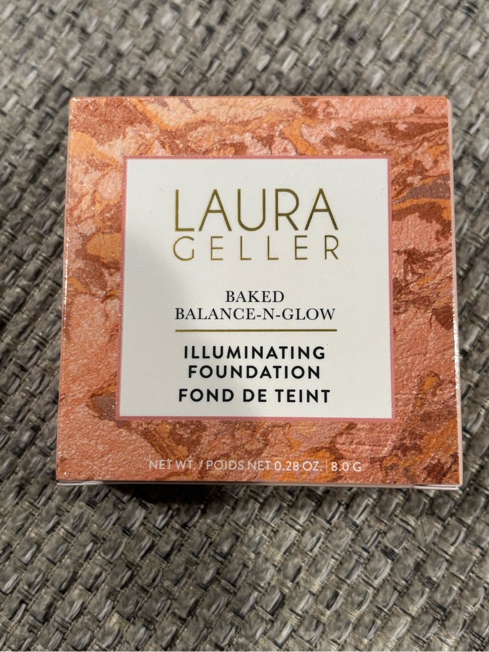 Laura Geller Baked Balance n Glow Illuminating Foundation- MEDIUM